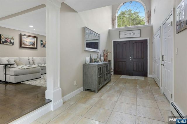 215 White Avenue, Old Tappan, NJ 07675