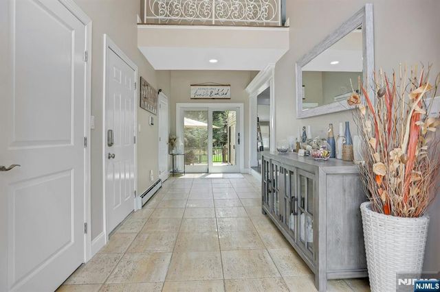 215 White Avenue, Old Tappan, NJ 07675