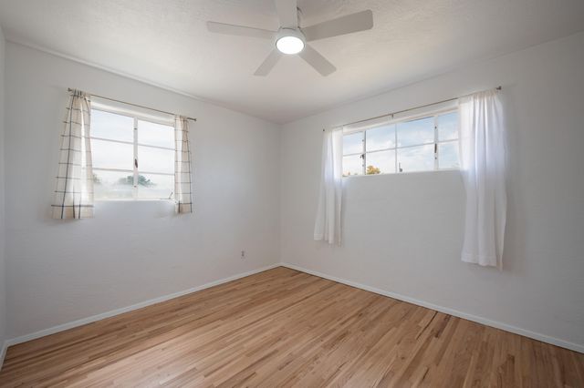 2016 Cagua Drive NE, Albuquerque, NM 87110