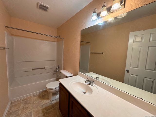 3405 Whisper Hvn, Schertz, TX 78108