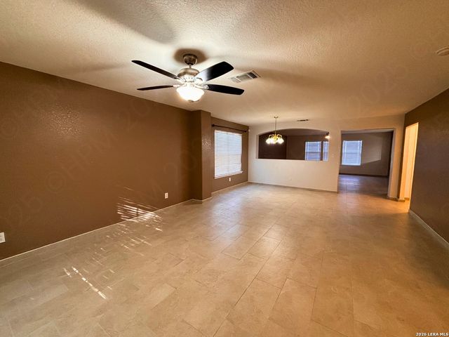 3405 Whisper Hvn, Schertz, TX 78108