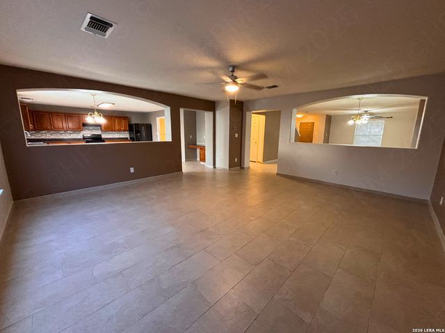 3405 Whisper Hvn, Schertz, TX 78108