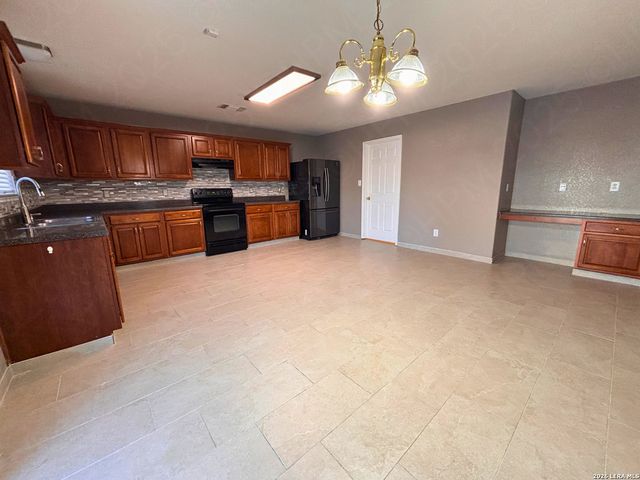 3405 Whisper Hvn, Schertz, TX 78108