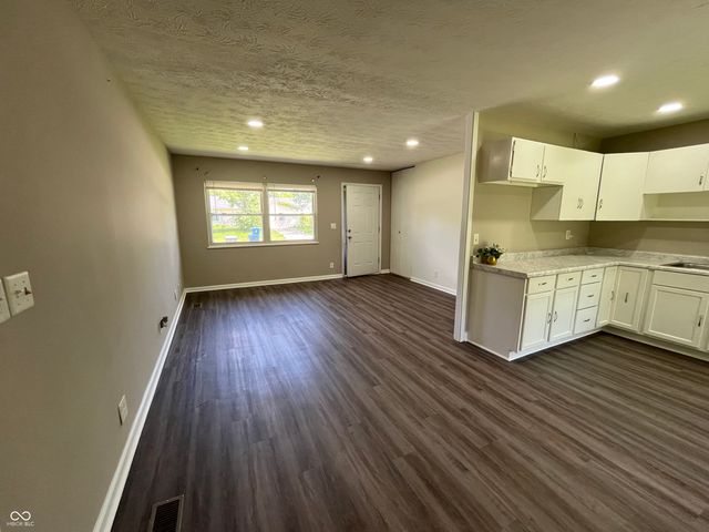 3914 Catalina Court, Indianapolis, IN 46226