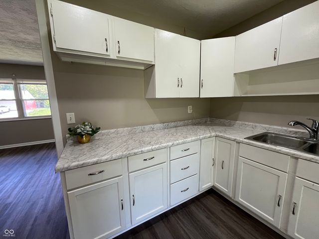3914 Catalina Court, Indianapolis, IN 46226