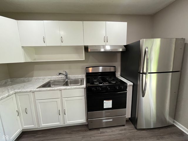 3914 Catalina Court, Indianapolis, IN 46226