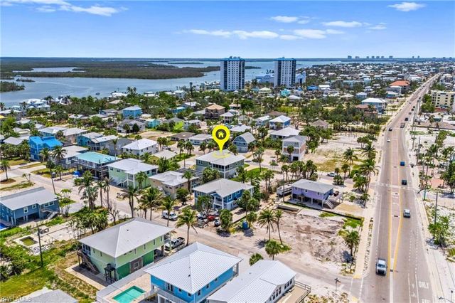 117 Hercules DR, Fort Myers Beach, FL 33931