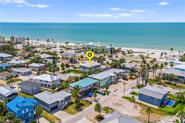 117 Hercules DR, Fort Myers Beach, FL 33931