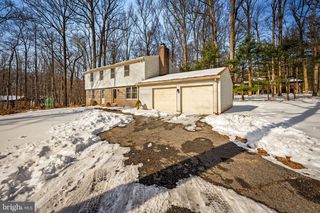 2 CHELLIS CT, Owings Mills, MD 21117