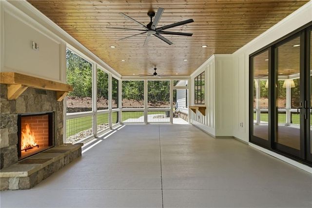466 Mt Olive Church Lane, White, GA 30184