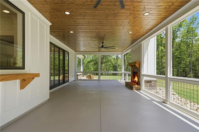 466 Mt Olive Church Lane, White, GA 30184