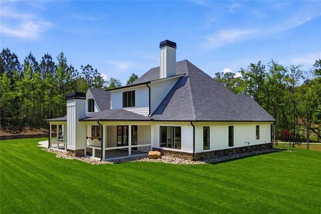 466 Mt Olive Church Lane, White, GA 30184