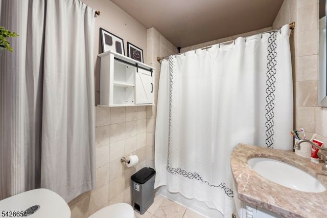 206 Woodmont Rd, Union Twp., NJ 07083