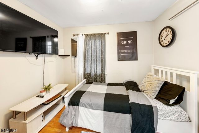 206 Woodmont Rd, Union Twp., NJ 07083
