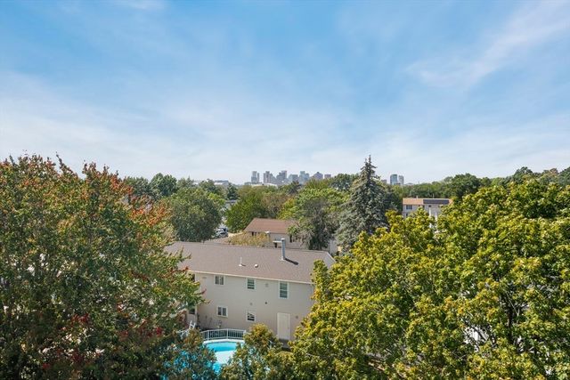 106 Moore PH6, Boston, MA 02128