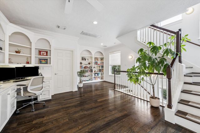 2405 Brun Street B, Houston, TX 77019