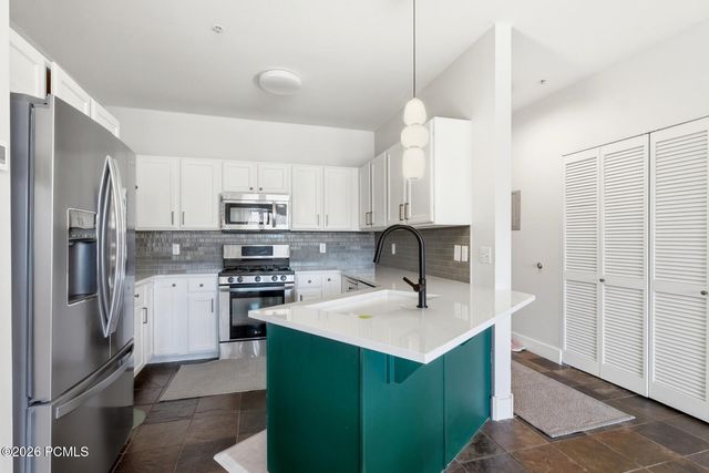 8370 Meadowview Court B24, Park City, UT 84098