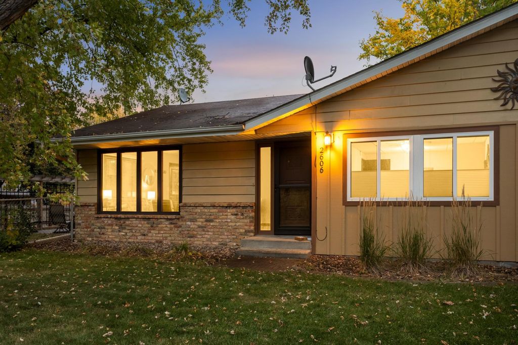 2606 Jackson Street, Little Canada, MN 55117 — exterior