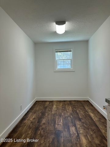 2411 S 5th St, Louisville, KY 40208