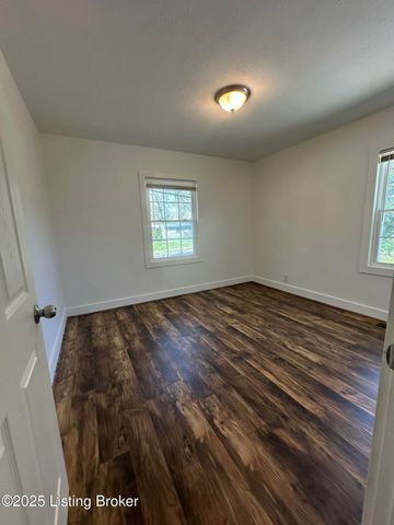 2411 S 5th St, Louisville, KY 40208