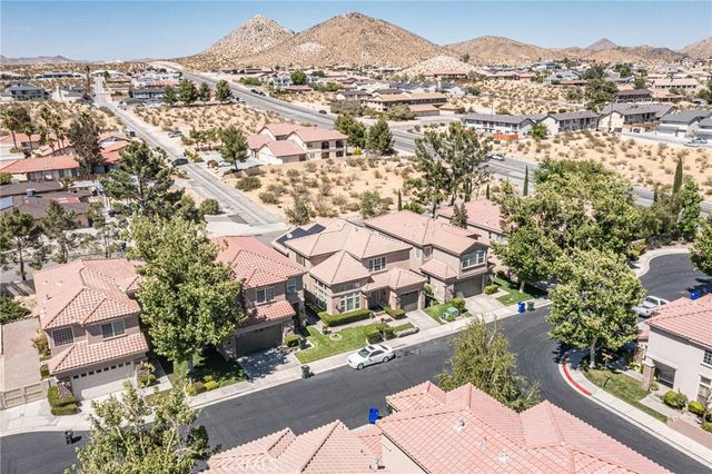 17850 Avenida De Sonoma, Apple Valley, CA 92307
