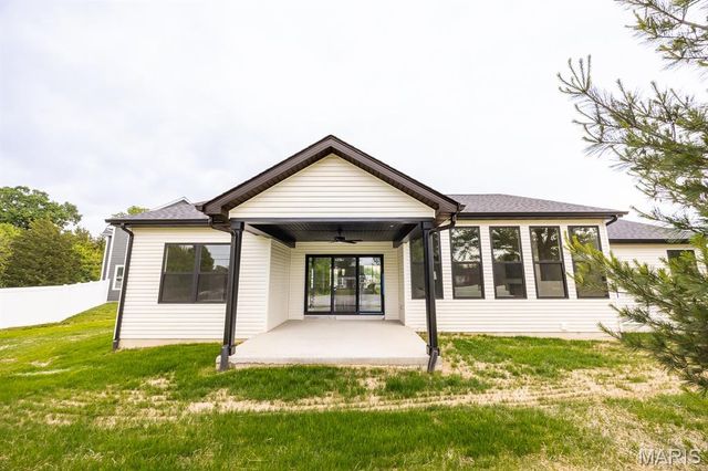 720 Mortar Street, Mascoutah, IL 62258