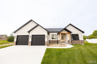 720 Mortar Street, Mascoutah, IL 62258
