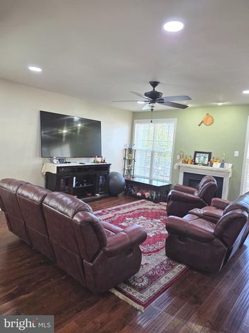 14986 GOSSOM MANOR PL, Haymarket, VA 20169