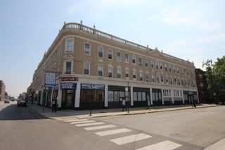 4007 W School Street E, Chicago, IL 60641