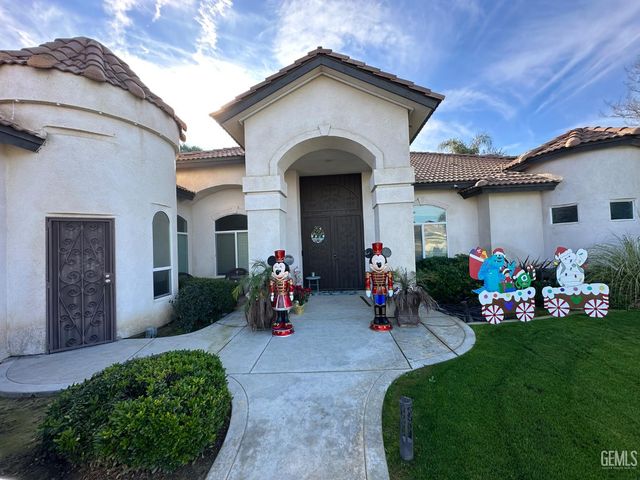 14025 Desert Rose Court, Bakersfield, CA 93314