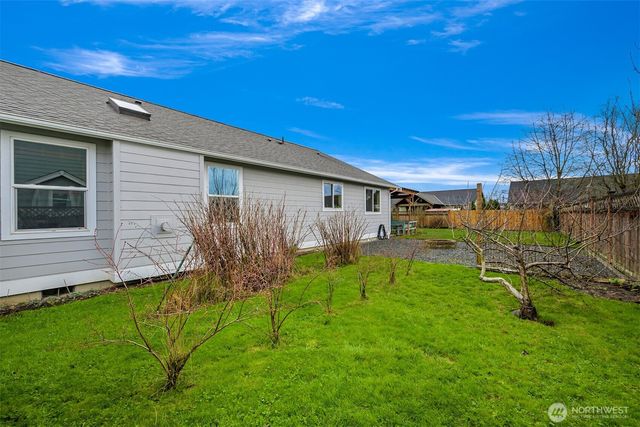 405 Jackson Court, Nooksack, WA 98276