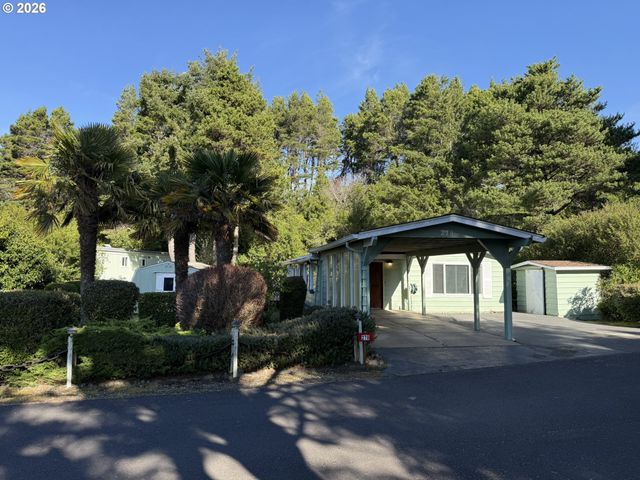 1600 RHODODENDRON Dr 278, Florence, OR 97439