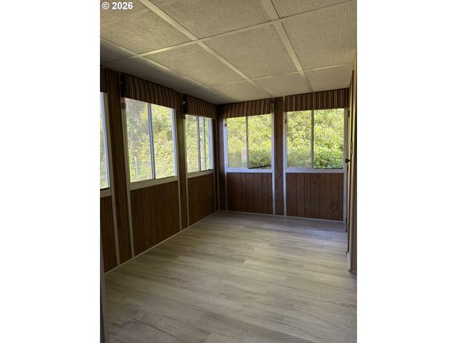 1600 RHODODENDRON Dr 278, Florence, OR 97439