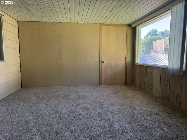 1600 RHODODENDRON Dr 278, Florence, OR 97439