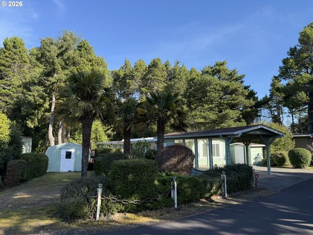 1600 RHODODENDRON Dr 278, Florence, OR 97439