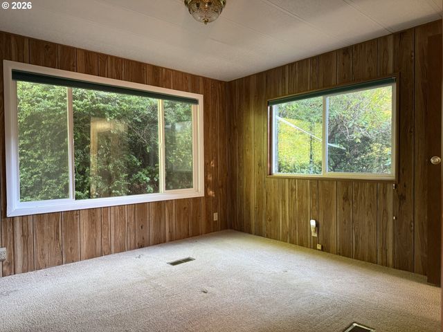 1600 RHODODENDRON Dr 278, Florence, OR 97439