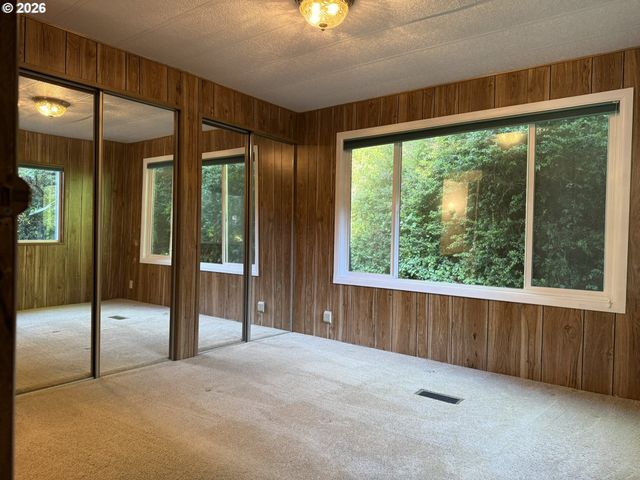 1600 RHODODENDRON Dr 278, Florence, OR 97439