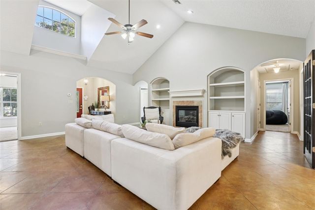 22301 CORONADO SOMERSET DRIVE, Sorrento, FL 32776