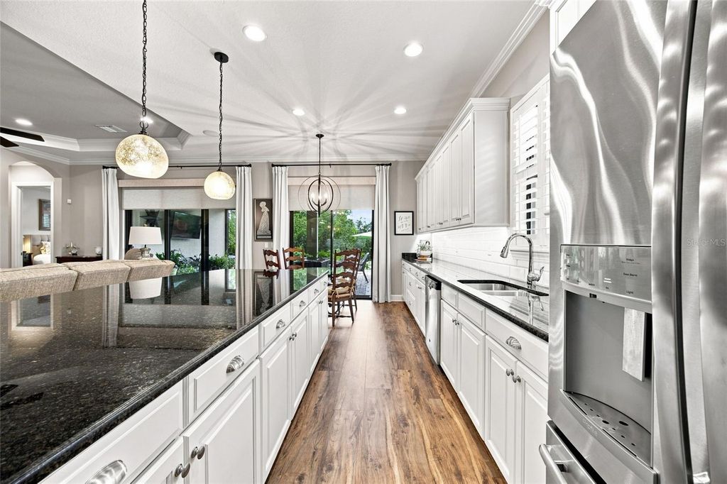 Image 18 of property listing at 8557 GRAND ALBERATO ROAD, Tampa, FL 33647