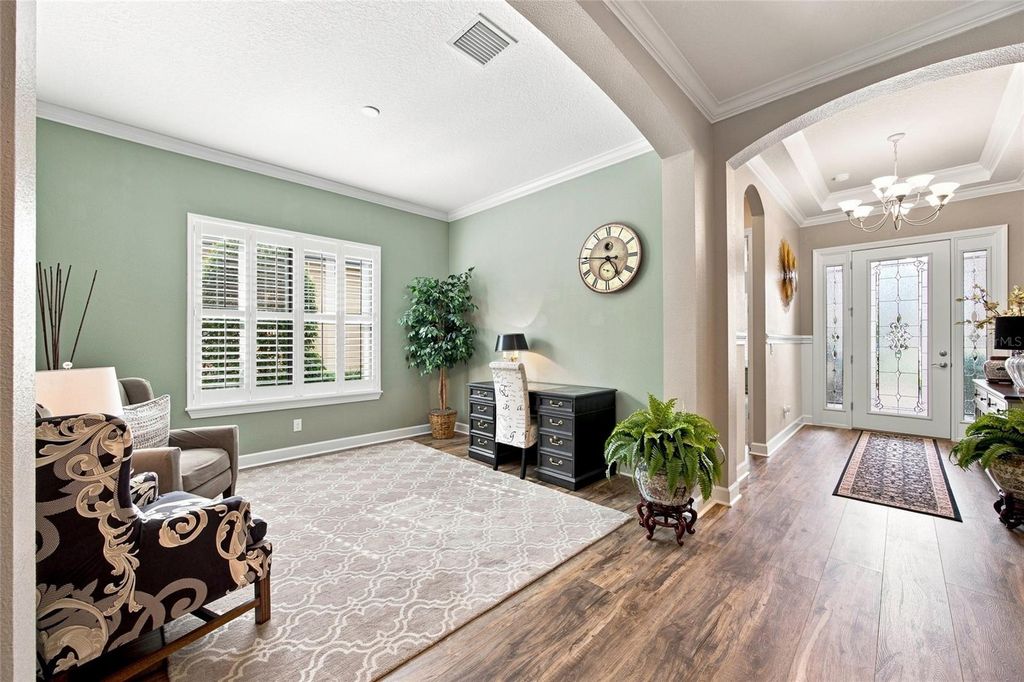 Image 3 of property listing at 8557 GRAND ALBERATO ROAD, Tampa, FL 33647