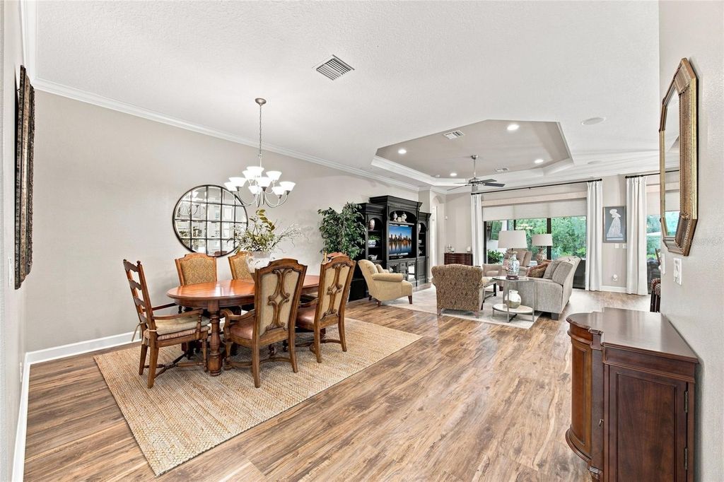 Image 26 of property listing at 8557 GRAND ALBERATO ROAD, Tampa, FL 33647