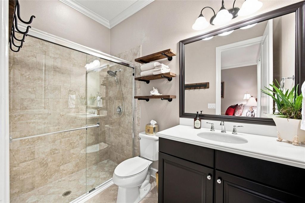 Image 31 of property listing at 8557 GRAND ALBERATO ROAD, Tampa, FL 33647