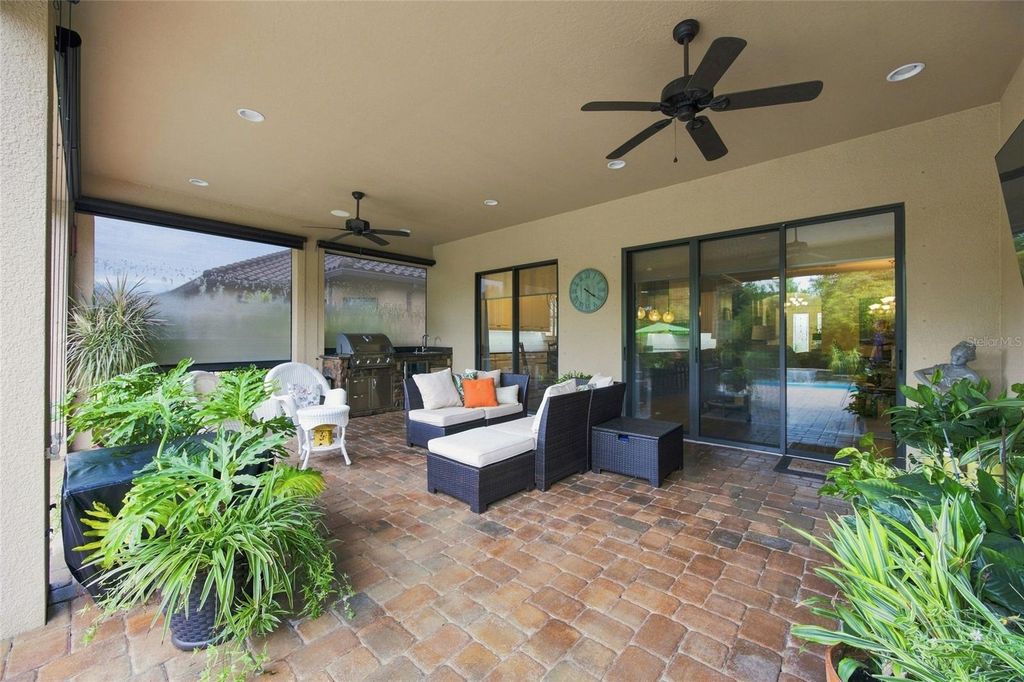 Image 36 of property listing at 8557 GRAND ALBERATO ROAD, Tampa, FL 33647