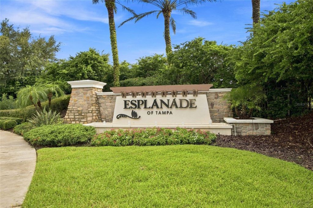 Image 49 of property listing at 8557 GRAND ALBERATO ROAD, Tampa, FL 33647