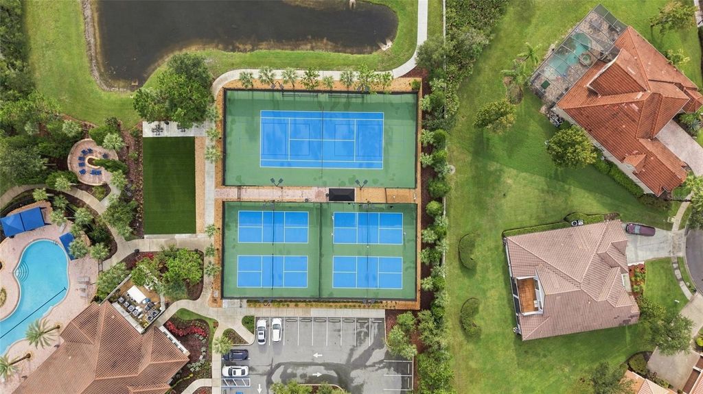 Image 51 of property listing at 8557 GRAND ALBERATO ROAD, Tampa, FL 33647