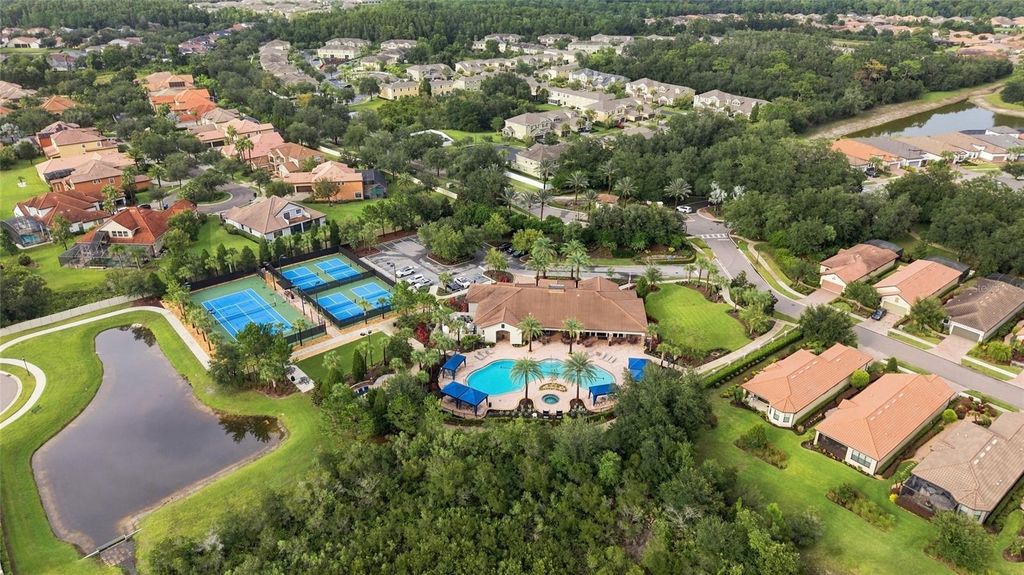 Image 53 of property listing at 8557 GRAND ALBERATO ROAD, Tampa, FL 33647
