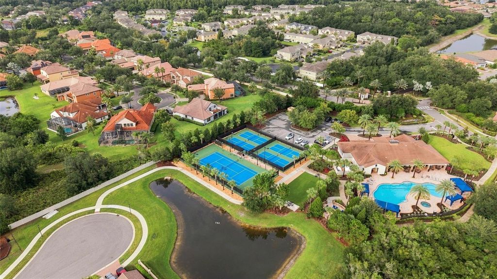 Image 55 of property listing at 8557 GRAND ALBERATO ROAD, Tampa, FL 33647