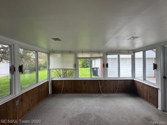 15043 Blue Skies Street, Livonia, MI 48154