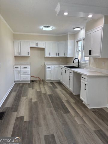 1137 Eastman Highway, Hawkinsville, GA 31036