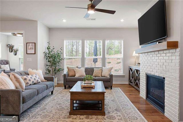 507 Prestwyck Haven, Canton, GA 30115